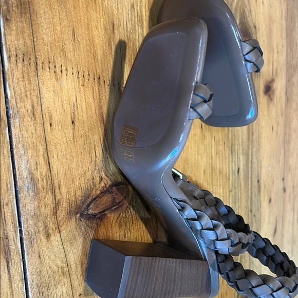 Michael Kors Brown Braided Women's Sandals size 37.5 - Picture 4 of 5